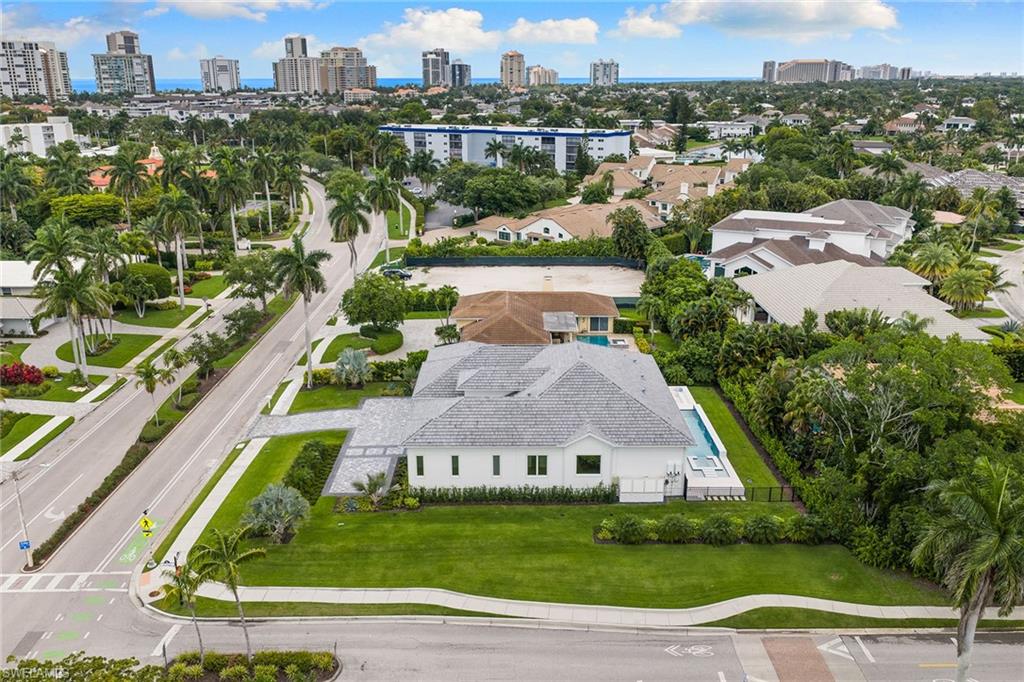 623 Park Shore Dr Property Photo 40
