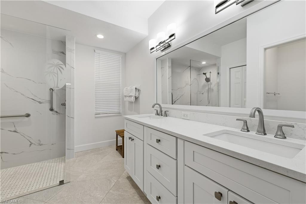 25248 Pelican Creek Cir 102 Property Photo 14