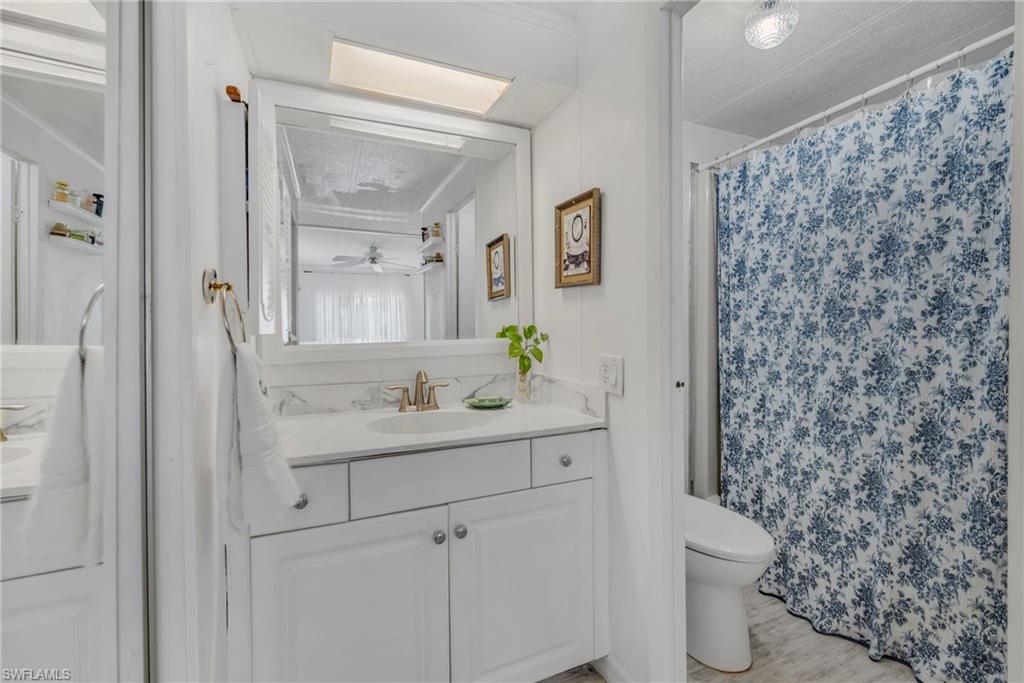 26049 Princess Ln Property Photo 12