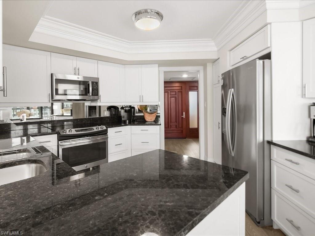4551 Gulf Shore Blvd N 1606 Property Photo 13