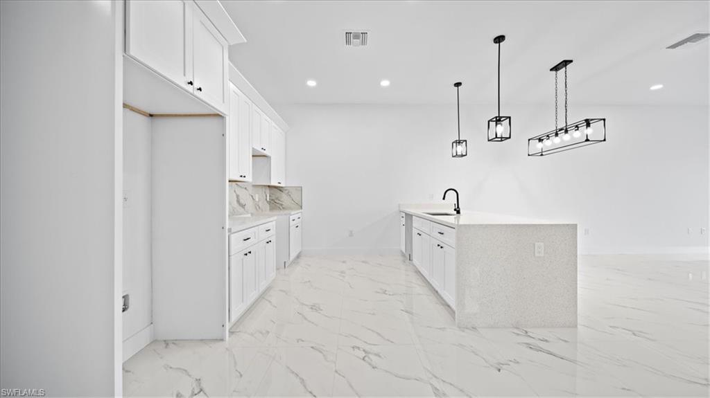 1318/1320 16th Ter Property Photo 13