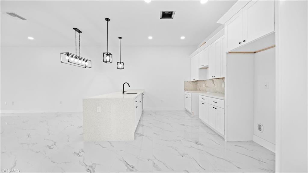 1318/1320 16th Ter Property Photo 19