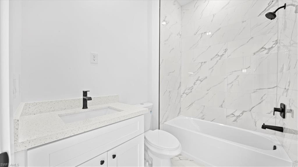 1318/1320 16th Ter Property Photo 20