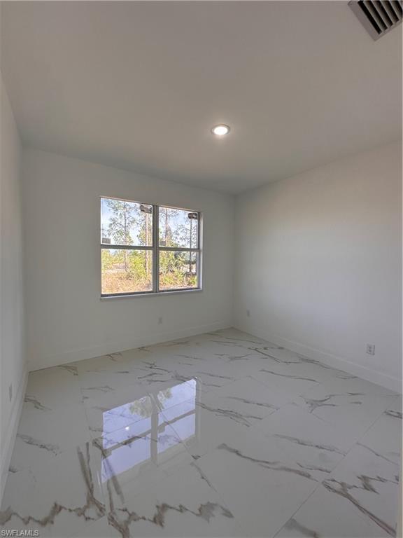 109 Paxton St Property Photo 13