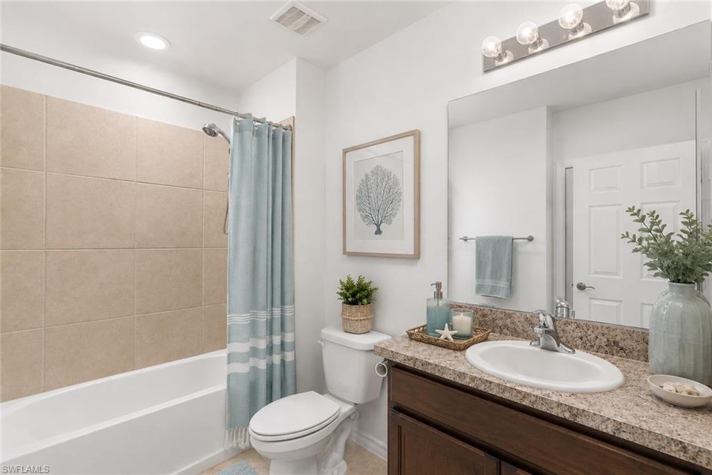 722 Hadley Pl W Property Photo 12