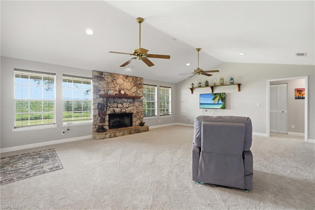 17900 Devore Ln Property Photo 8