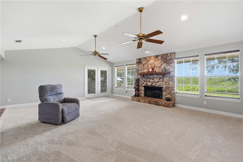 17900 Devore Ln Property Photo 10