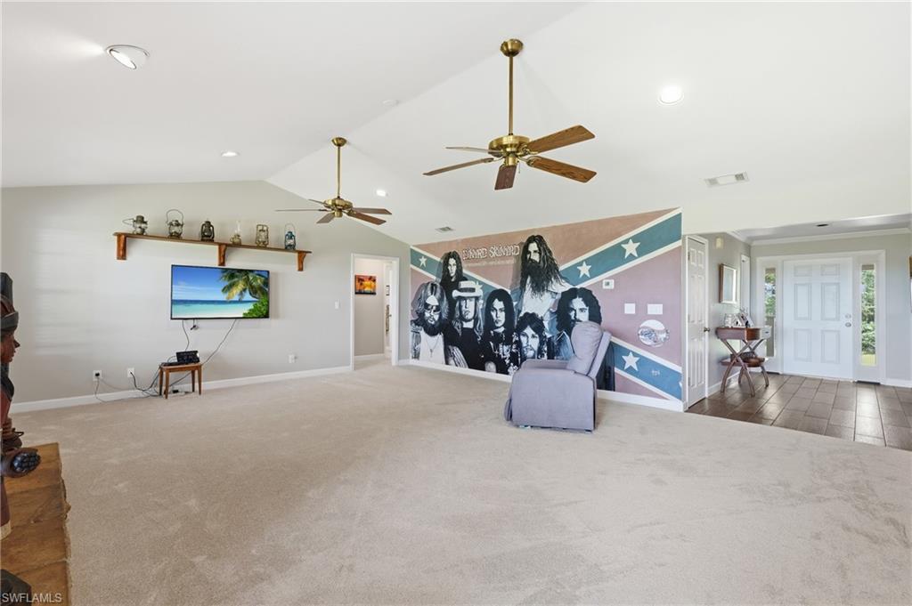 17900 Devore Ln Property Photo 12
