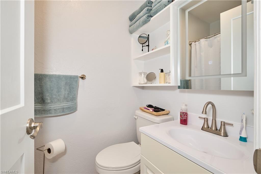 16820 Banyon Dr Property Photo 13