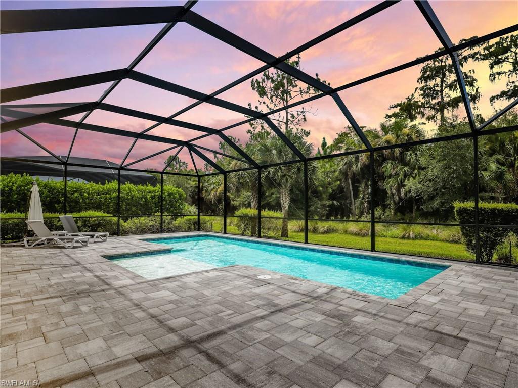 9487 Greyhawk Trl Property Photo 1