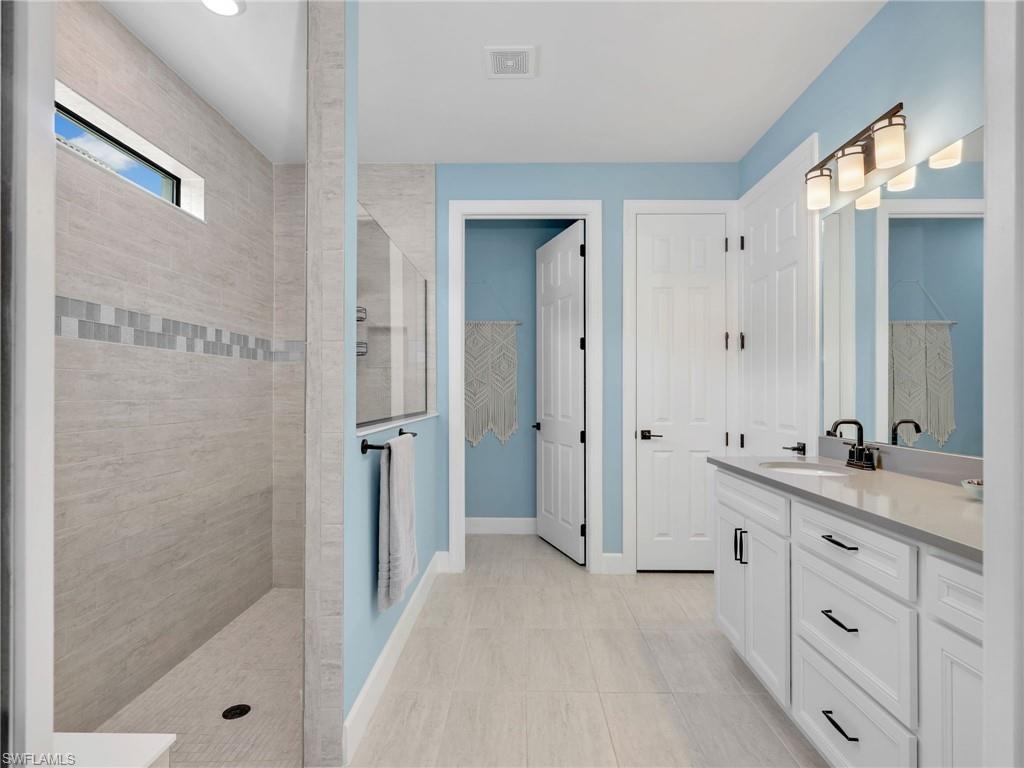 9487 Greyhawk Trl Property Photo 16
