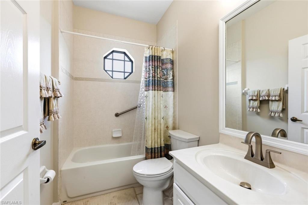 7685 Meadow Lakes Dr 1301 Property Photo 23