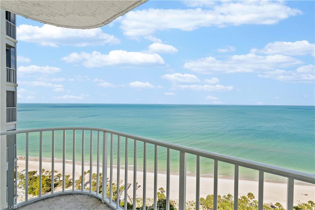8111 Bay Colony Dr 1904 Property Photo 19