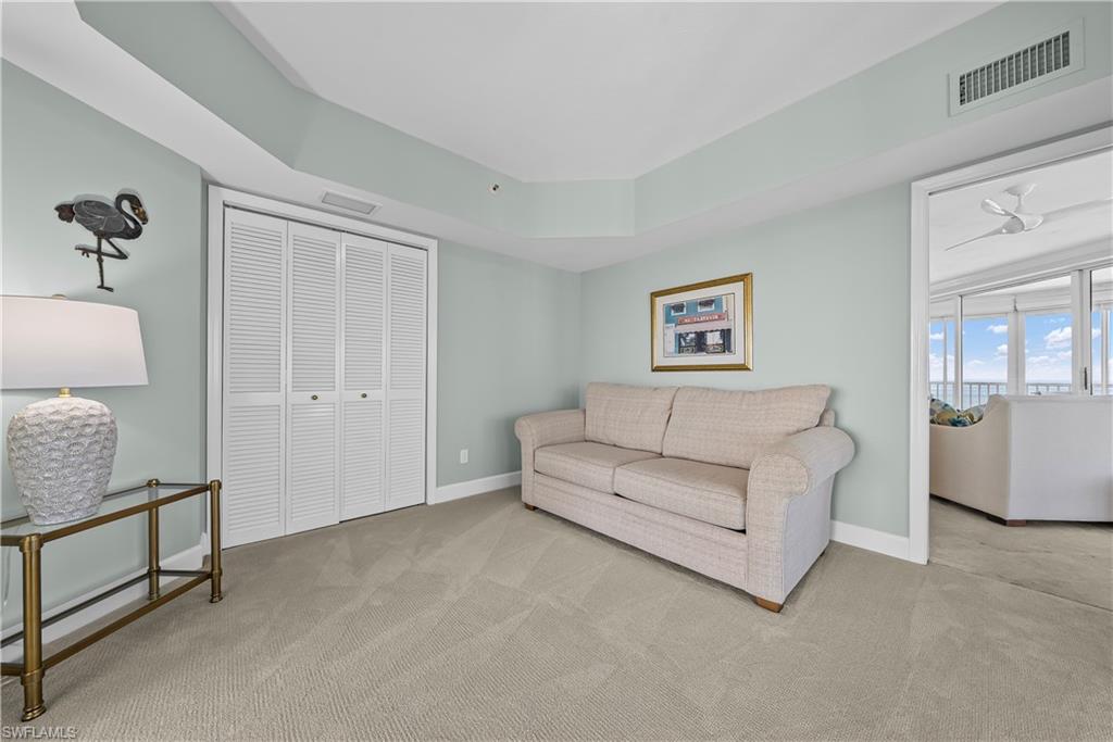 8111 Bay Colony Dr 1904 Property Photo 25