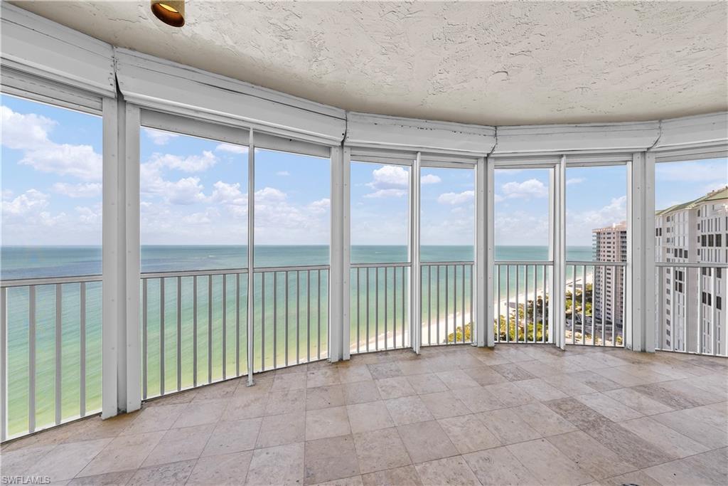 8111 Bay Colony Dr 1904 Property Photo 30