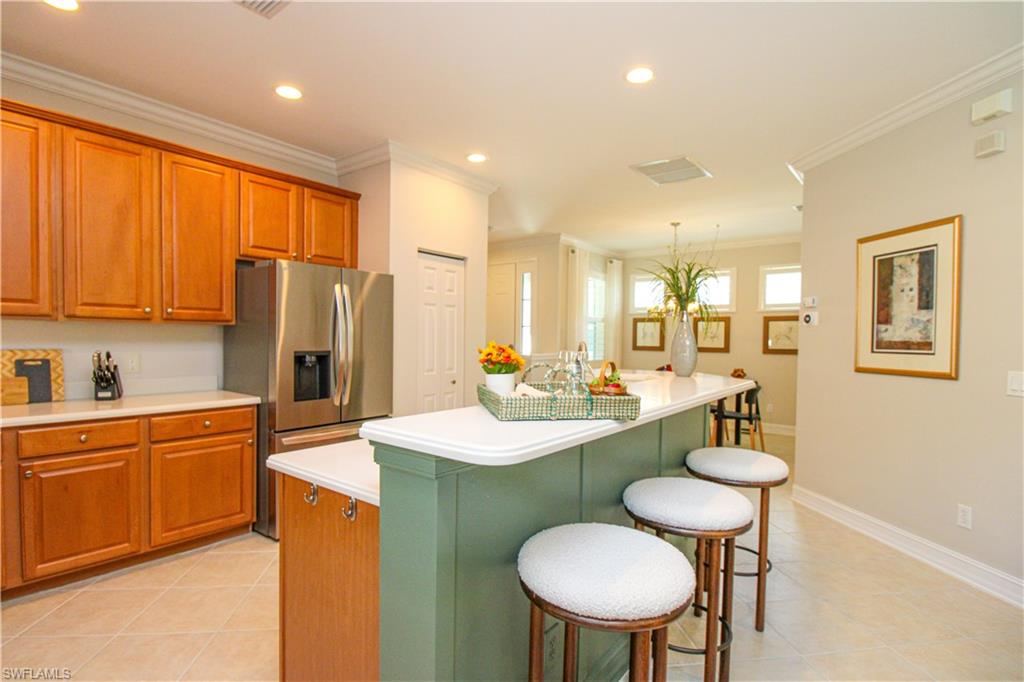 1912 Tarpon Bay Dr N Property Photo 8