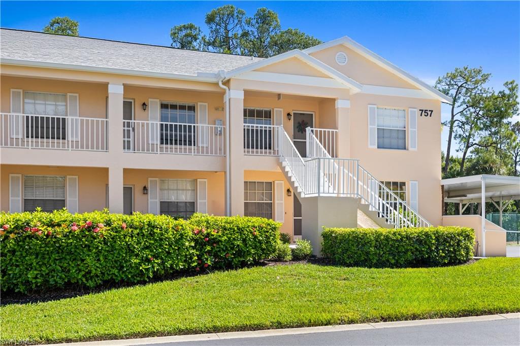 757 Wiggins Lake Dr 106 Property Photo 2
