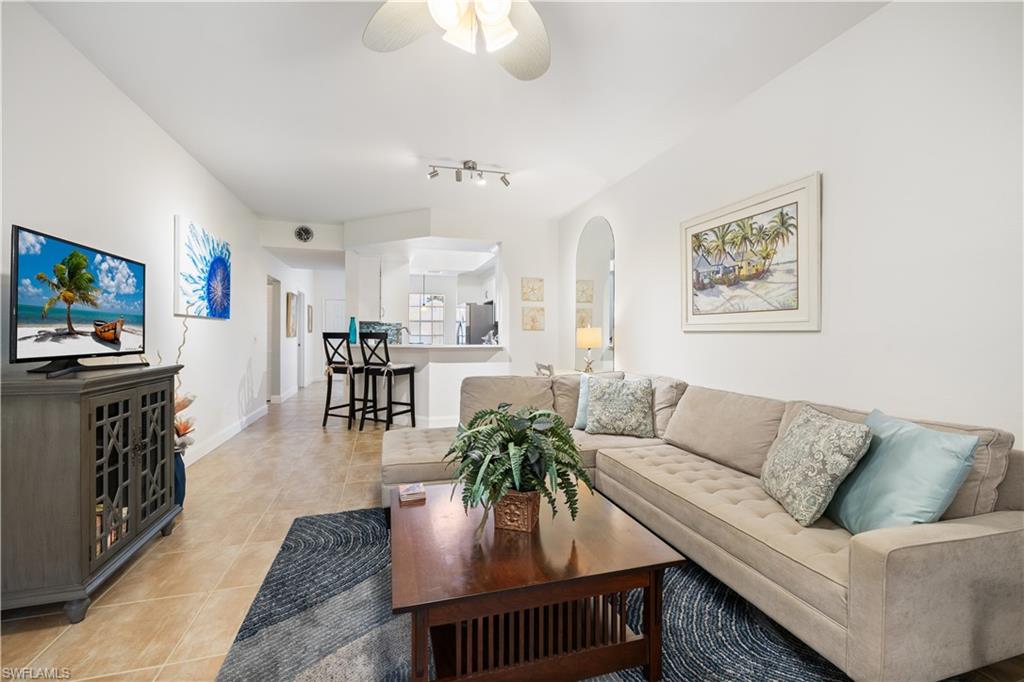 757 Wiggins Lake Dr 106 Property Photo 14