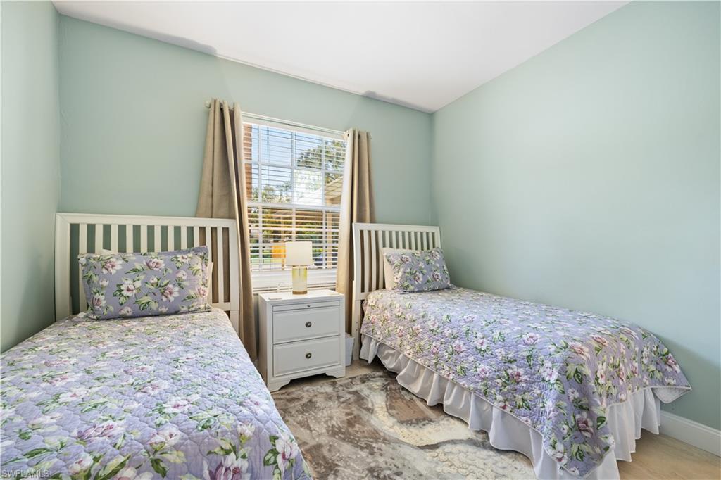 757 Wiggins Lake Dr 106 Property Photo 19