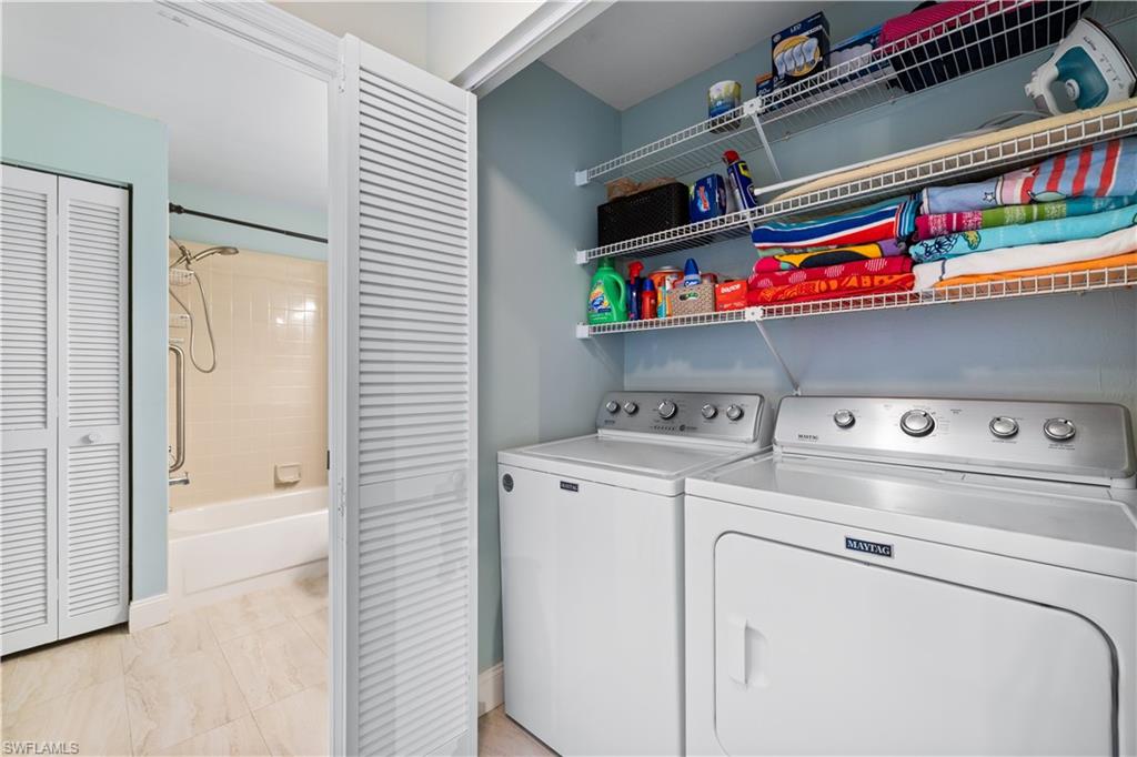 757 Wiggins Lake Dr 106 Property Photo 26