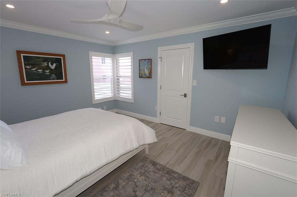6131 Pelican Bay Blvd I4 Property Photo 12