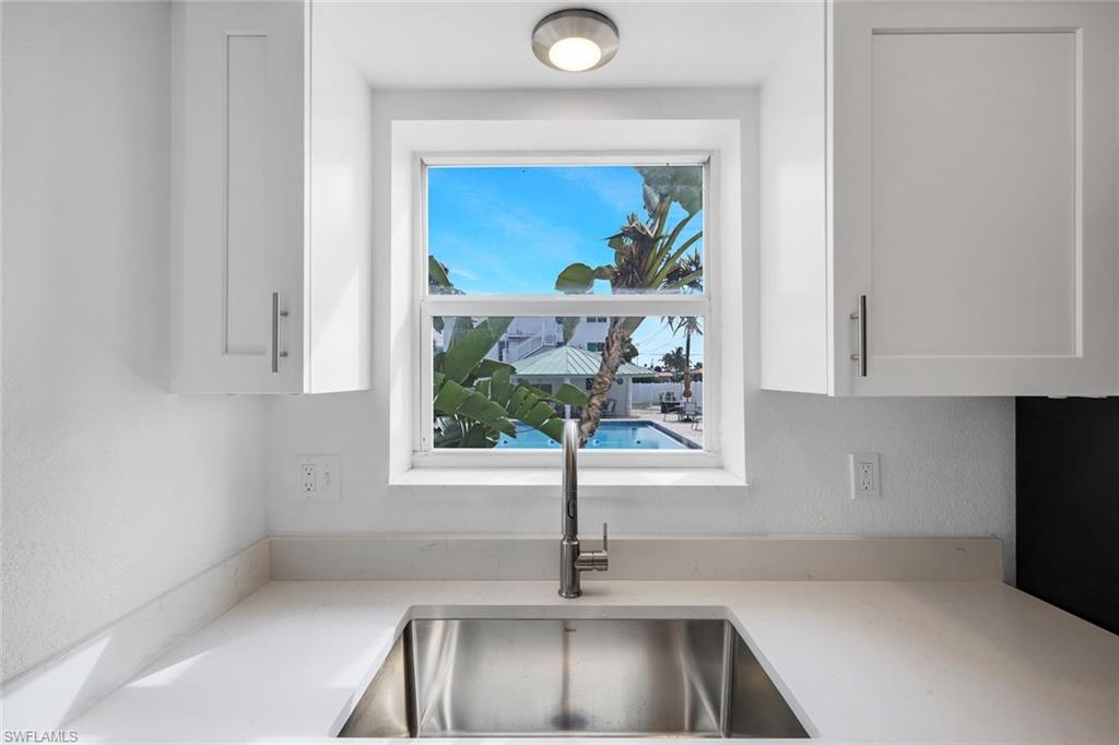 6500 Estero Blvd C113 Property Photo 16