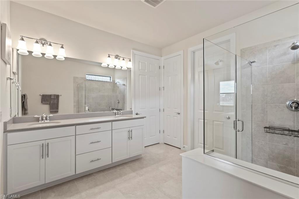 5874 Champion Ln Property Photo 12