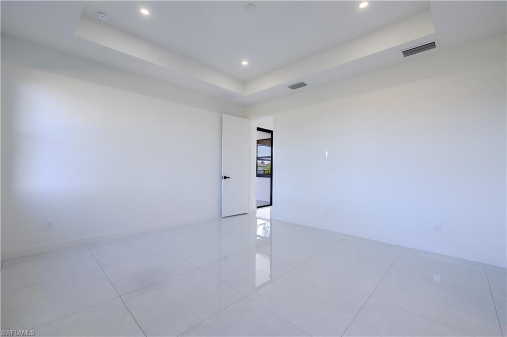 226021227 Property Photo 2