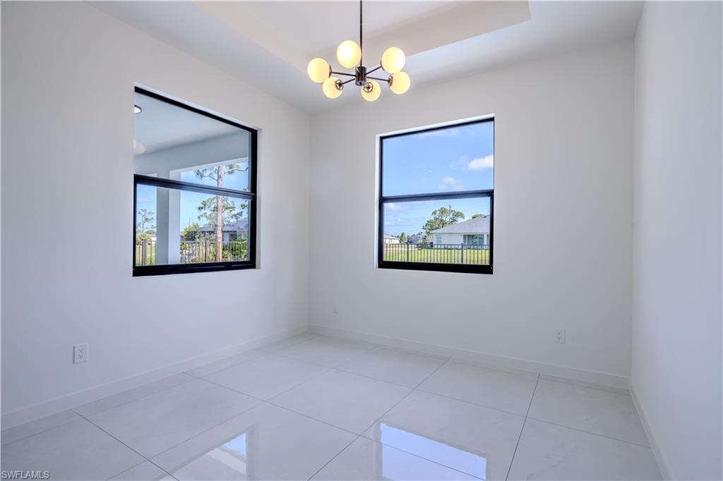 226021227 Property Photo 28
