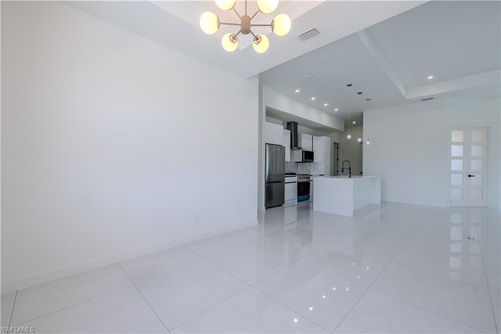 226021227 Property Photo 30