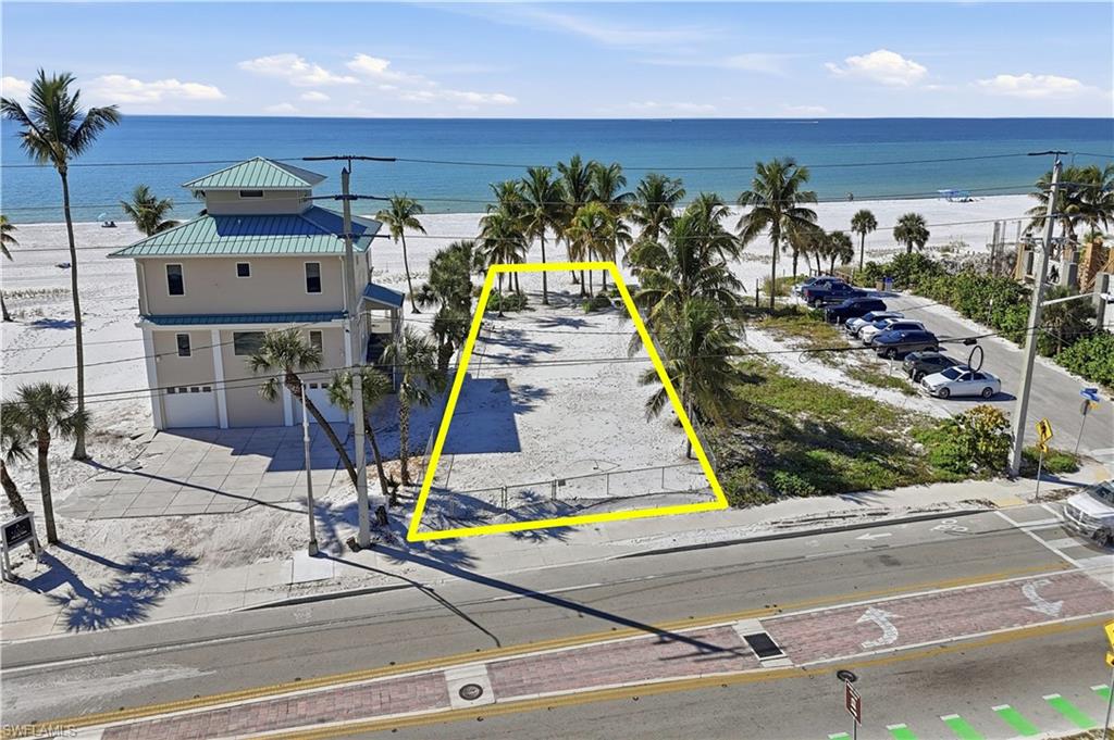3610 Estero Blvd Property Photo 7