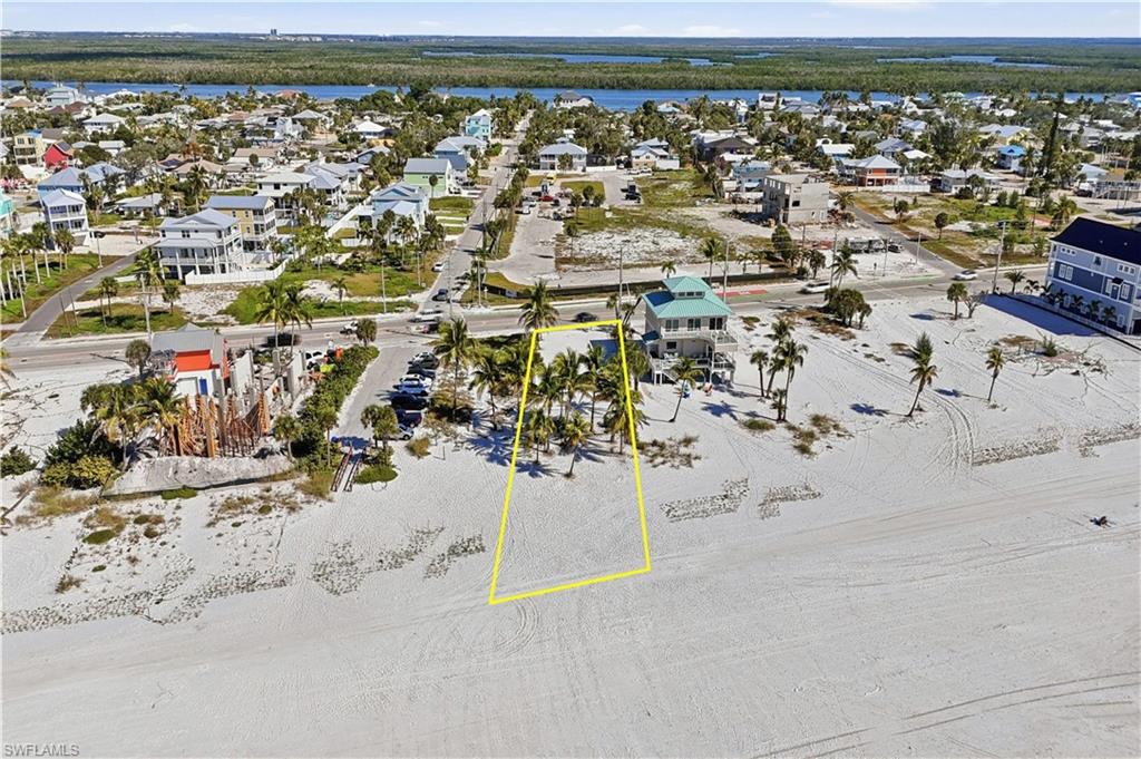3610 Estero Blvd Property Photo 8