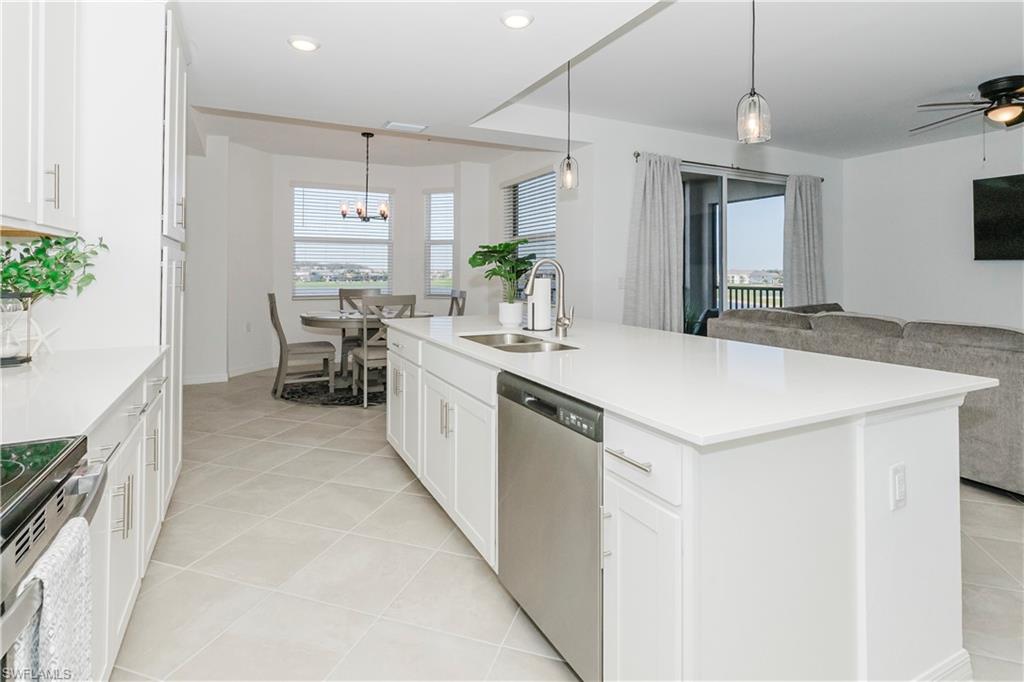 5583 Double Eagle Cir 4137 Property Photo 6