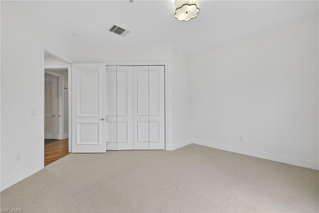 625 5th Ave S 302 Property Photo 28