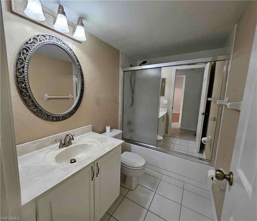 3001 Sandpiper Bay Cir B202 Property Photo 9
