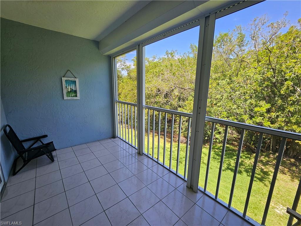 3001 Sandpiper Bay Cir B202 Property Photo 13