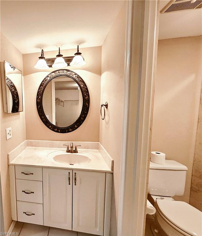 3001 Sandpiper Bay Cir B202 Property Photo 18