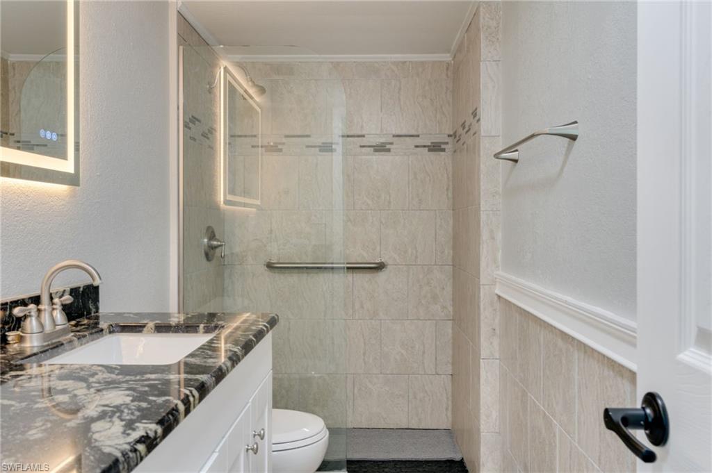 6500 Estero Blvd E320 Property Photo 15