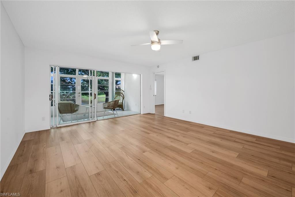 208 Furse Lakes Cir D6 Property Photo 4