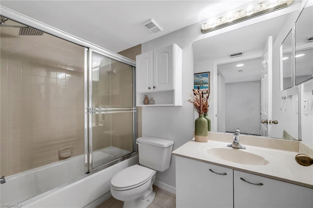 208 Furse Lakes Cir D6 Property Photo 29