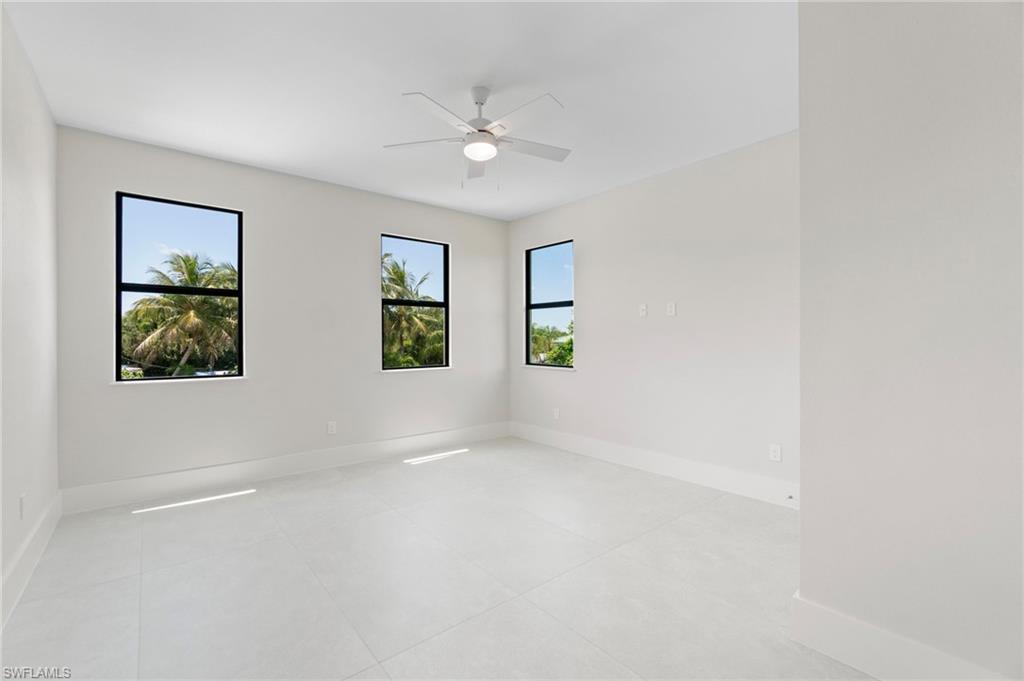 2769 Van Buren Ave Property Photo 15