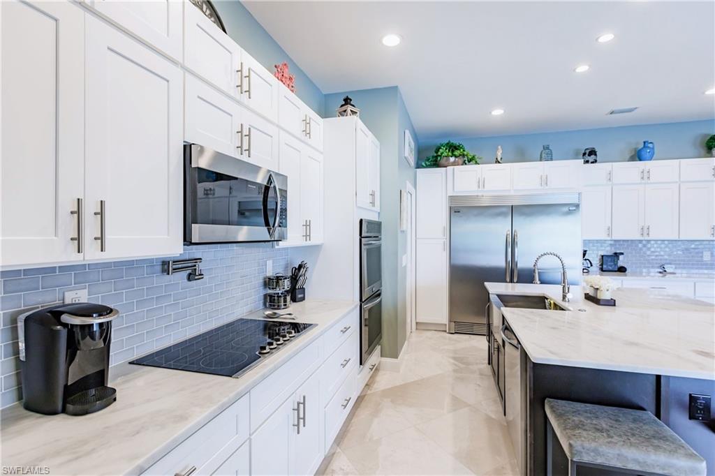2910 37th Ter Property Photo 6