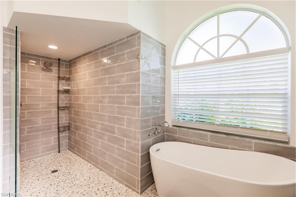 2910 37th Ter Property Photo 13