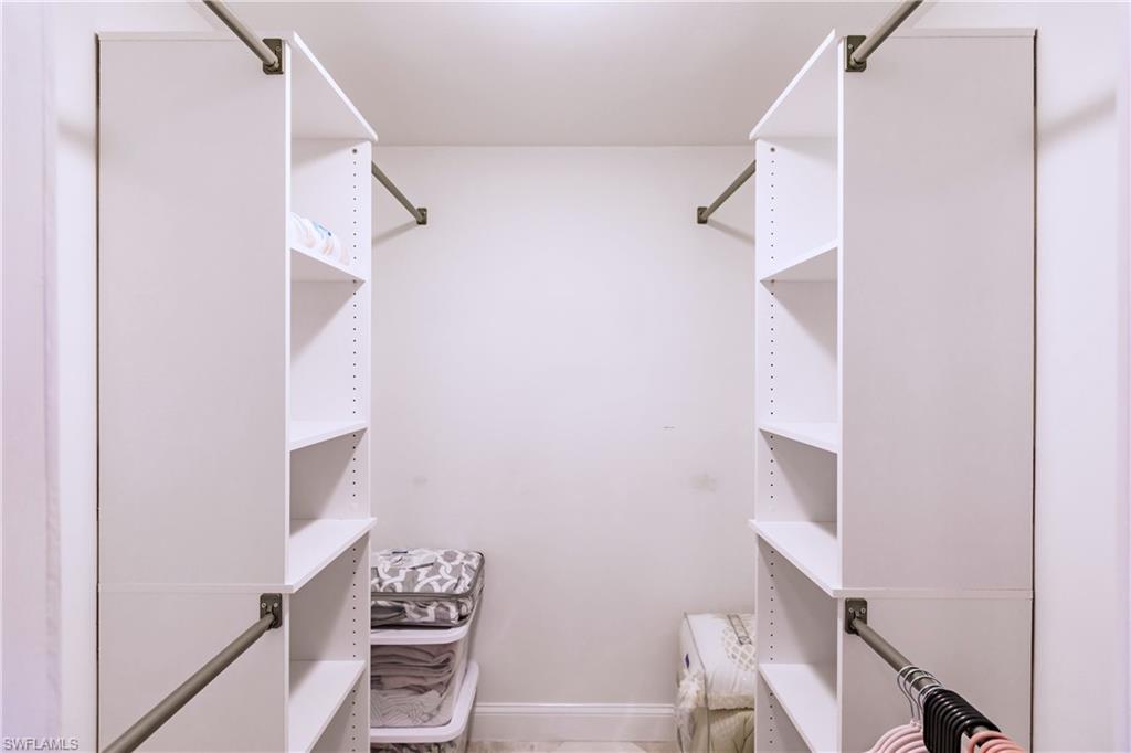 2910 37th Ter Property Photo 23