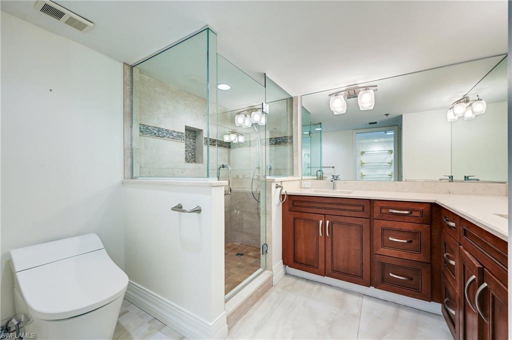 6361 Pelican Bay Blvd 202 Property Photo 21