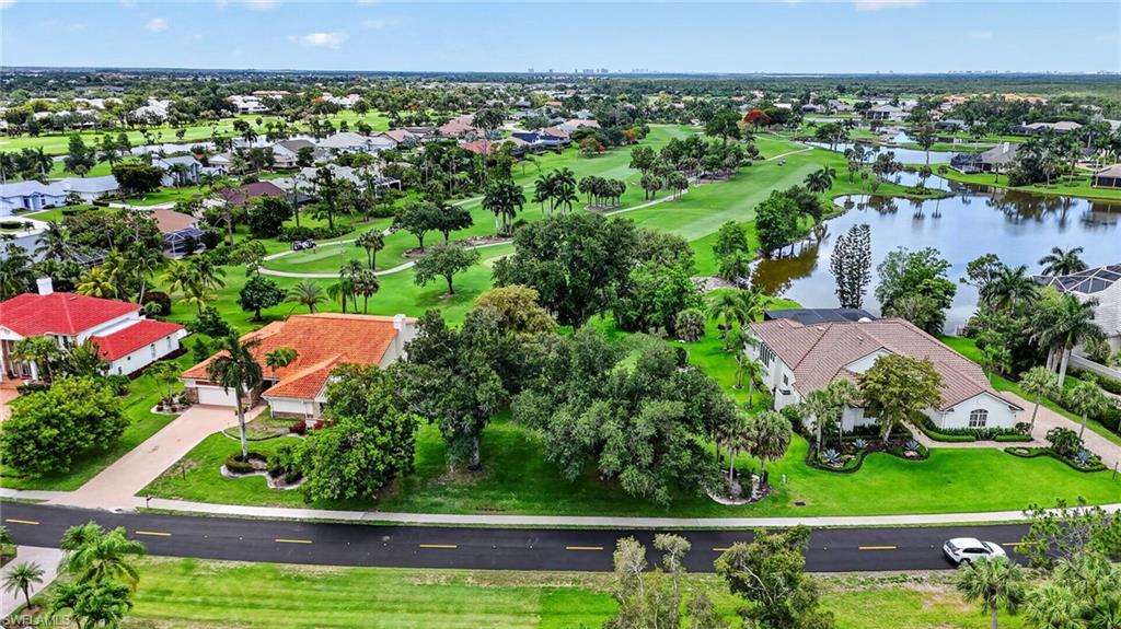 16047 Forest Oaks Dr Property Photo 15
