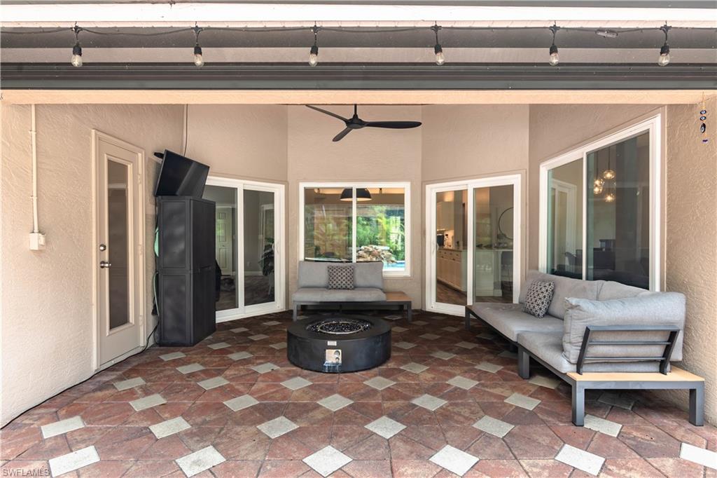 7653 Citrus Hill Ln Property Photo 28