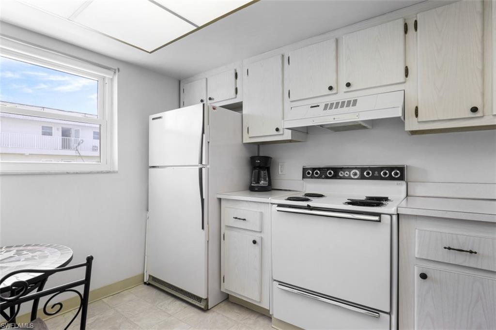 3150 Binnacle Dr 217 Property Photo 6