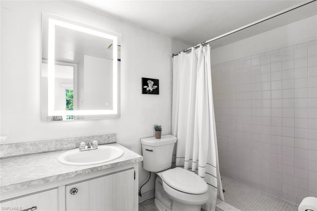 3150 Binnacle Dr 217 Property Photo 18