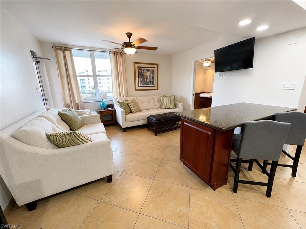 7390 Estero Blvd 203b Property Photo 3